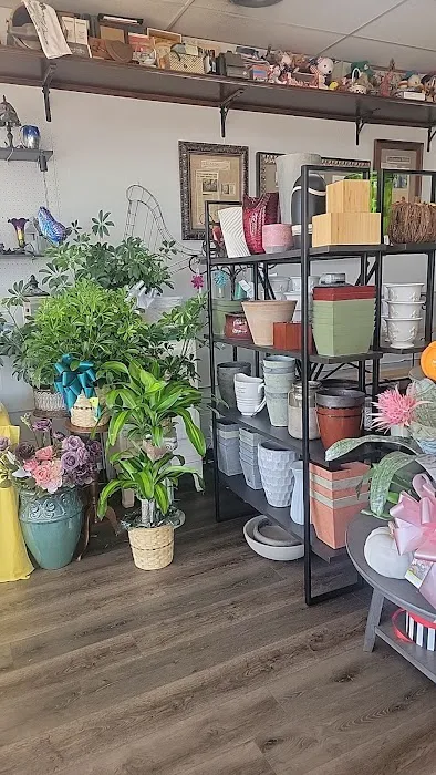 Capitol Hill Florist, Gifts & Flower Delivery 3