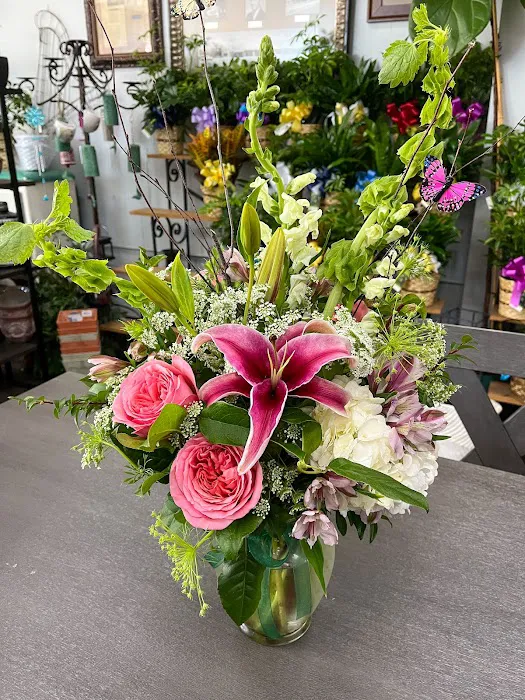 Capitol Hill Florist, Gifts & Flower Delivery 6