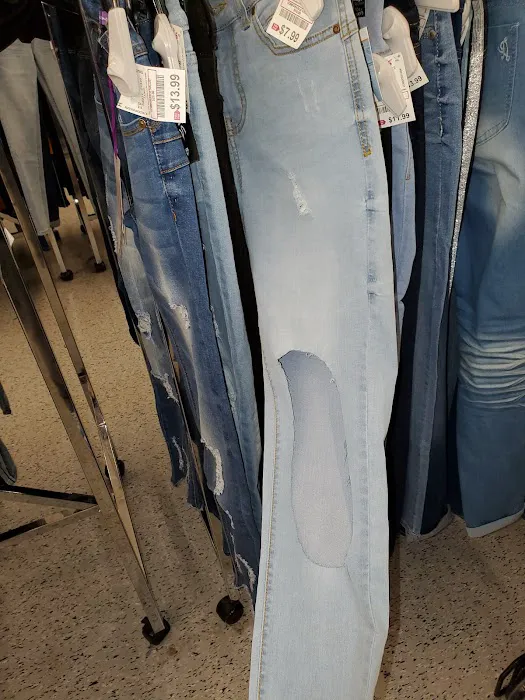 dd's DISCOUNTS 7