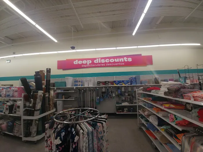 dd's DISCOUNTS 8