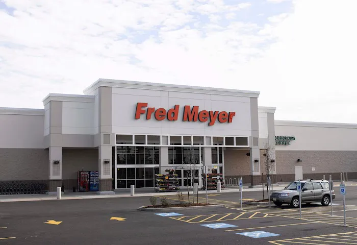 Fred Meyer 1