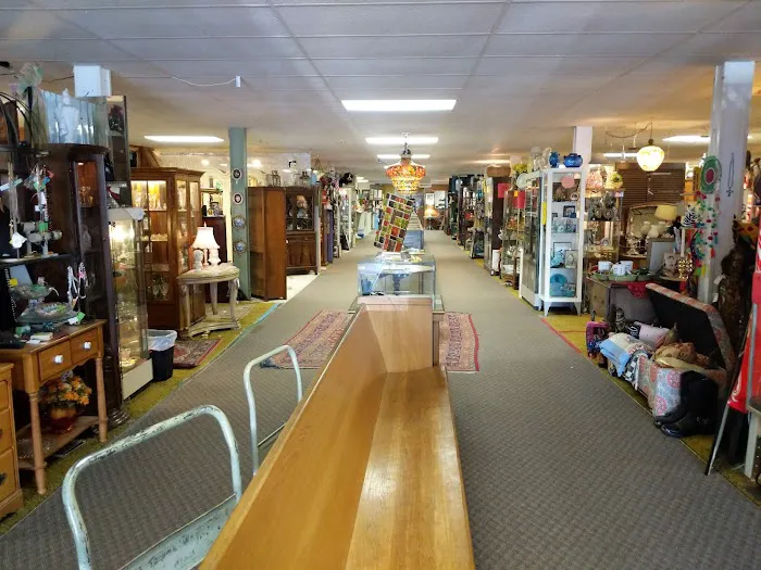 South Tacoma Antique Mall 7