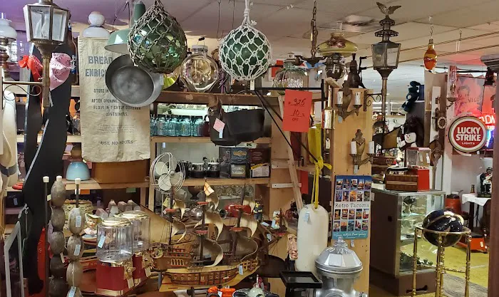 South Tacoma Antique Mall 2