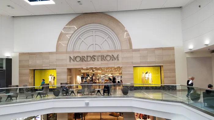 Nordstrom 0