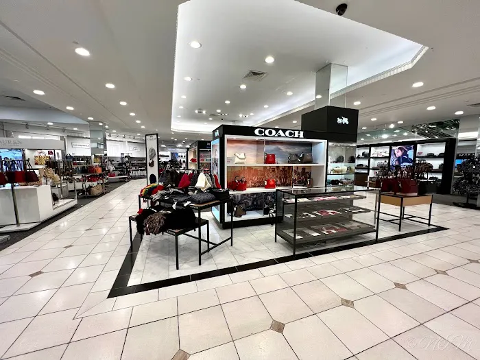 Macy's 9