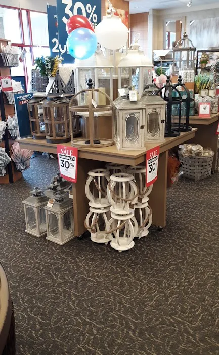Kirkland's Home 7