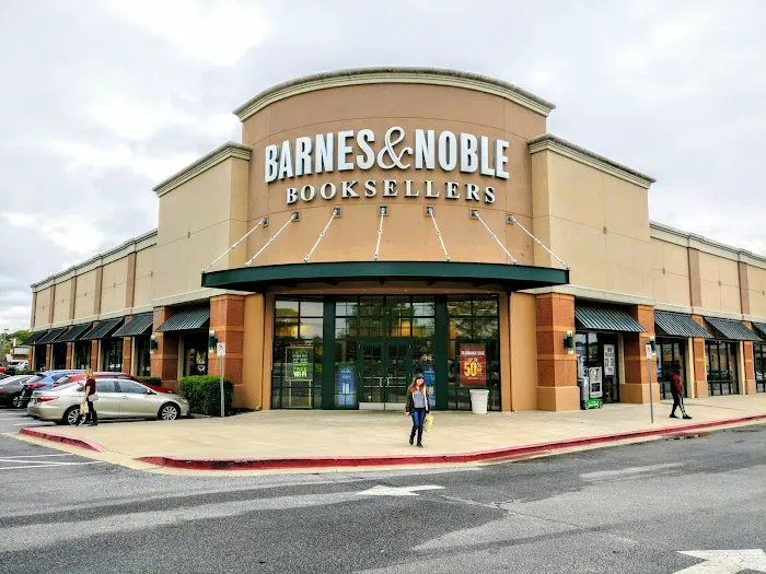 Barnes & Noble 8