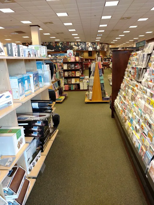 Barnes & Noble 3