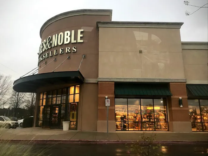 Barnes & Noble 4