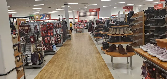 T.J. Maxx & HomeGoods 5