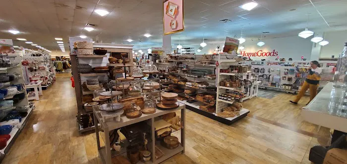T.J. Maxx & HomeGoods 6