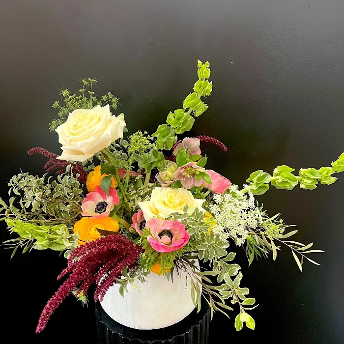 The Petal Exchange 0