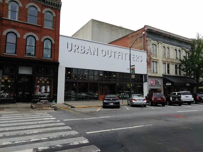Urban Outfitters 2