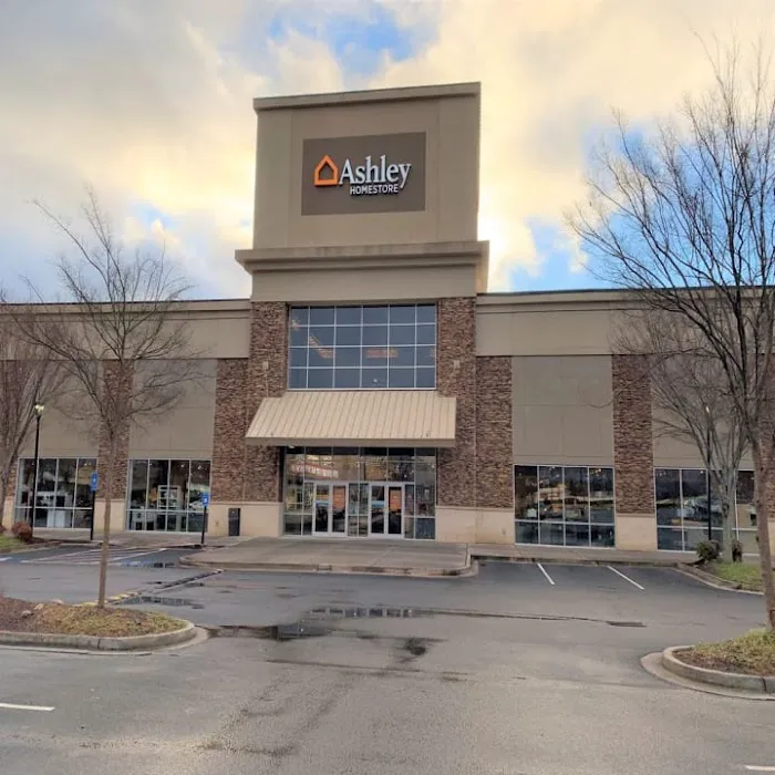 Ashley Store 8