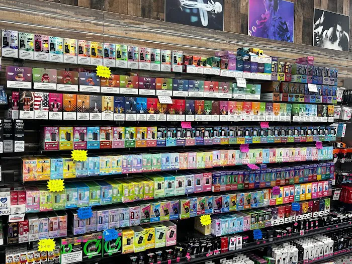 Woodbury Tobacco Cigars and E-Cigs 8