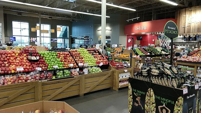 Hy-Vee Grocery Store 6
