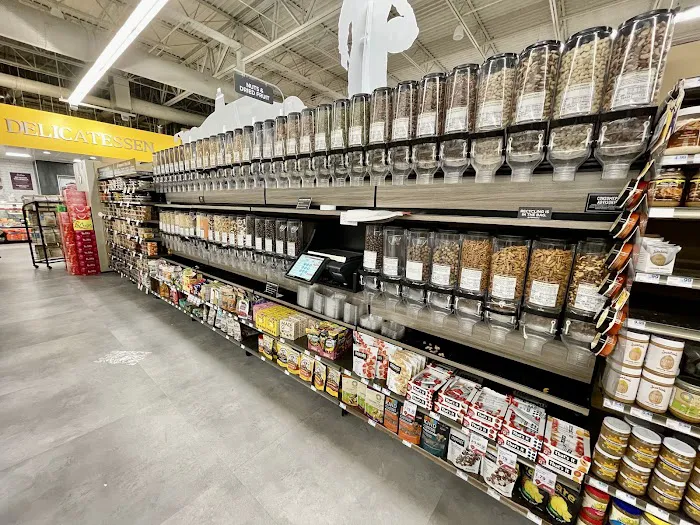 Hy-Vee Grocery Store 3