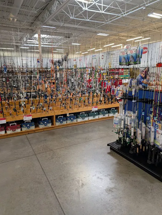 Sportsman's Warehouse 9
