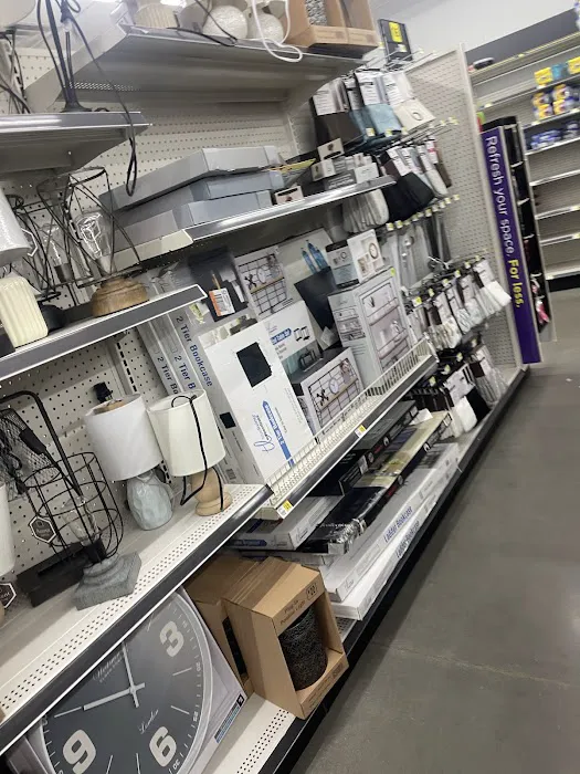 Dollar General 3