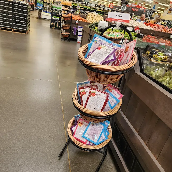 Hy-Vee Grocery Store 4