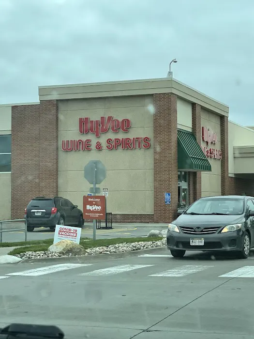 Hy-Vee Grocery Store 7