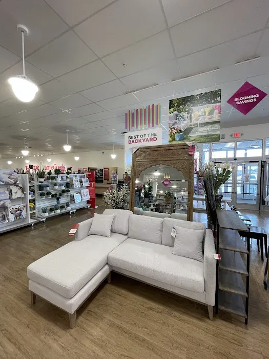 T.J. Maxx & HomeGoods 5