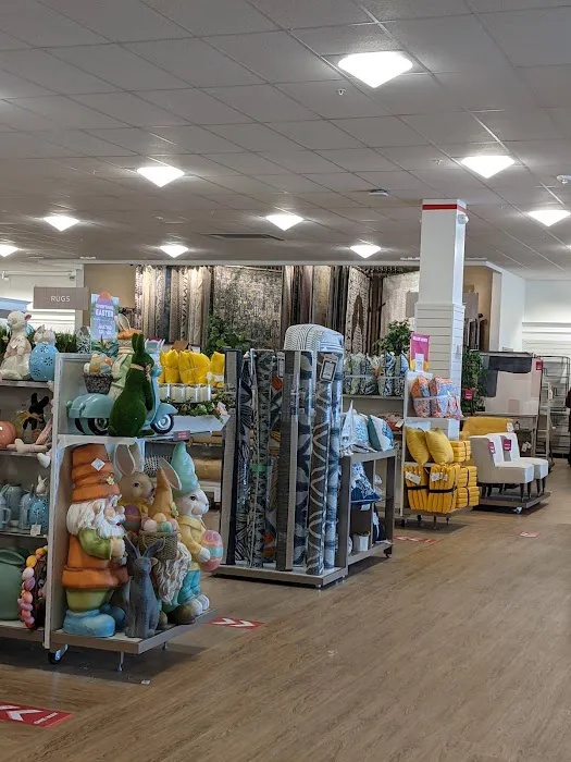 T.J. Maxx & HomeGoods 6