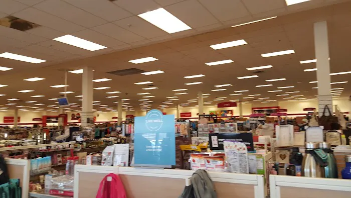 T.J. Maxx & HomeGoods 0