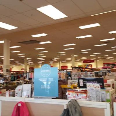 T.J. Maxx & HomeGoods