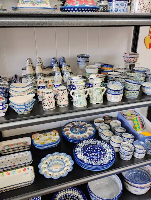 More Polish Pottery Crown Point 5