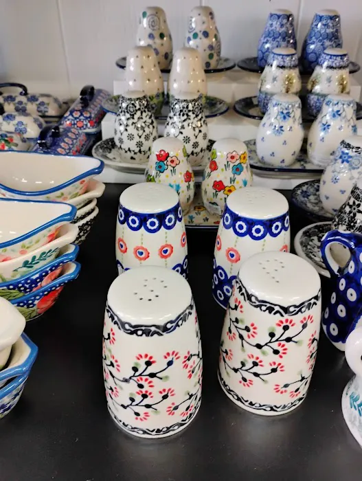 More Polish Pottery Crown Point 0