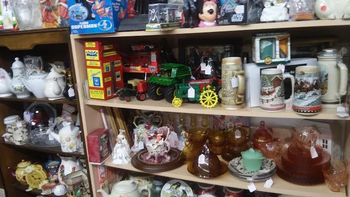Antiques On Main 6