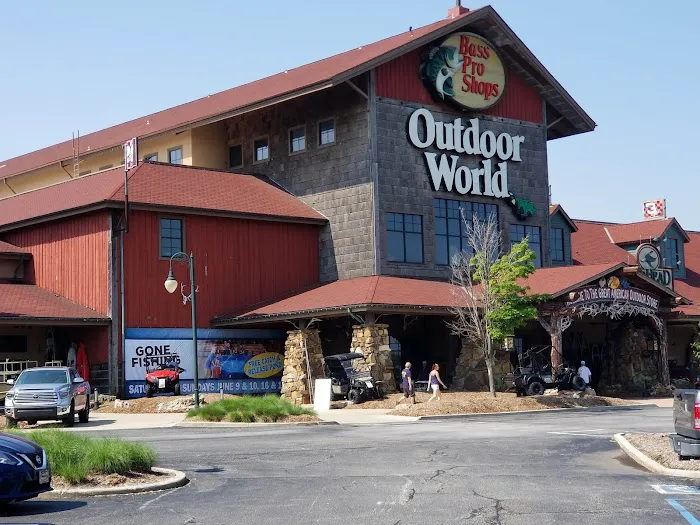 Bass Pro Shops 7