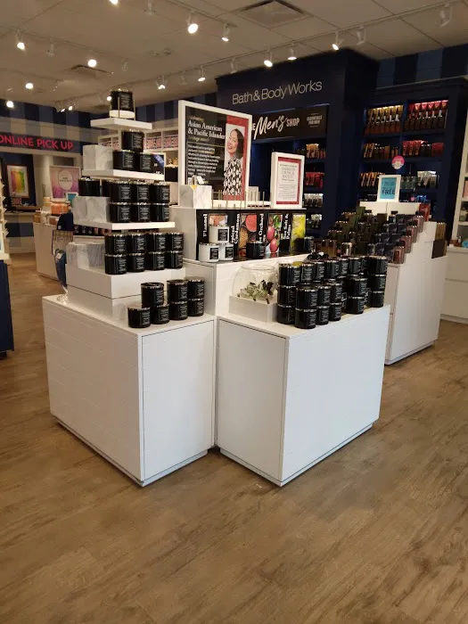 Bath & Body Works 1