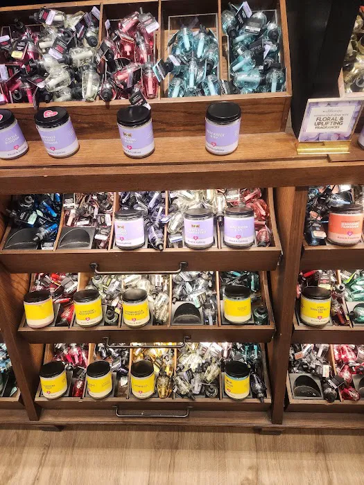 Bath & Body Works 9