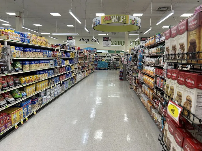 Al's Supermarket 8