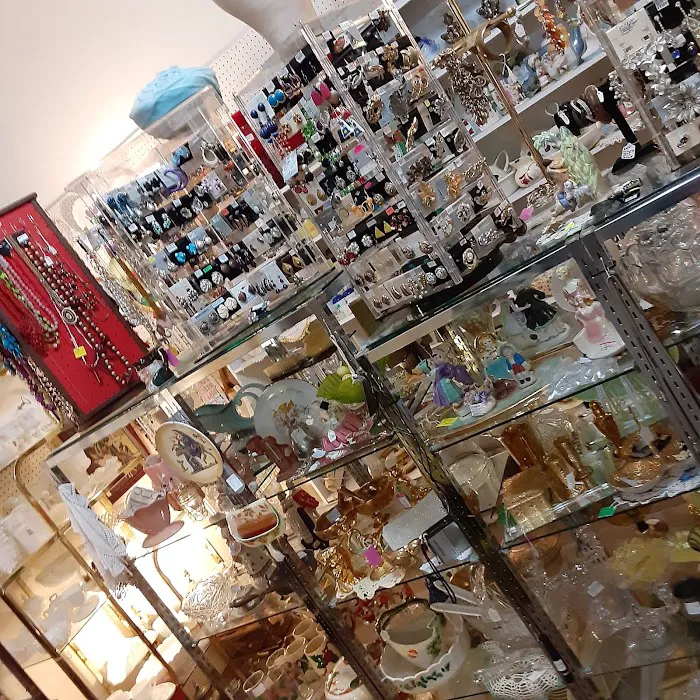 The Antique Market 3