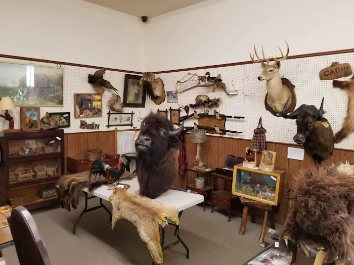 The Antique Market 8