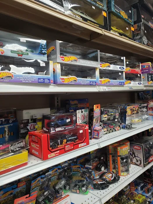 Closet Collectibles 0