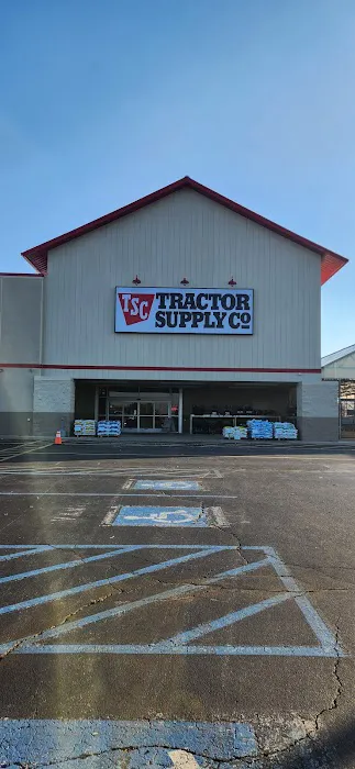 Tractor Supply Co. 0