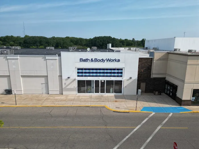 Bath & Body Works 1