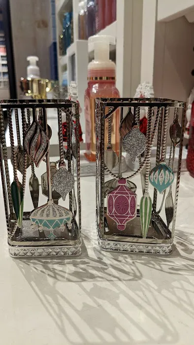 Bath & Body Works 4