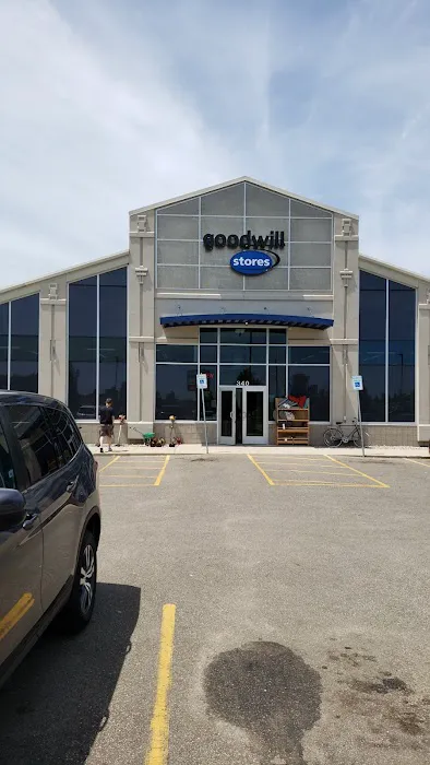 Goodwill Store 3