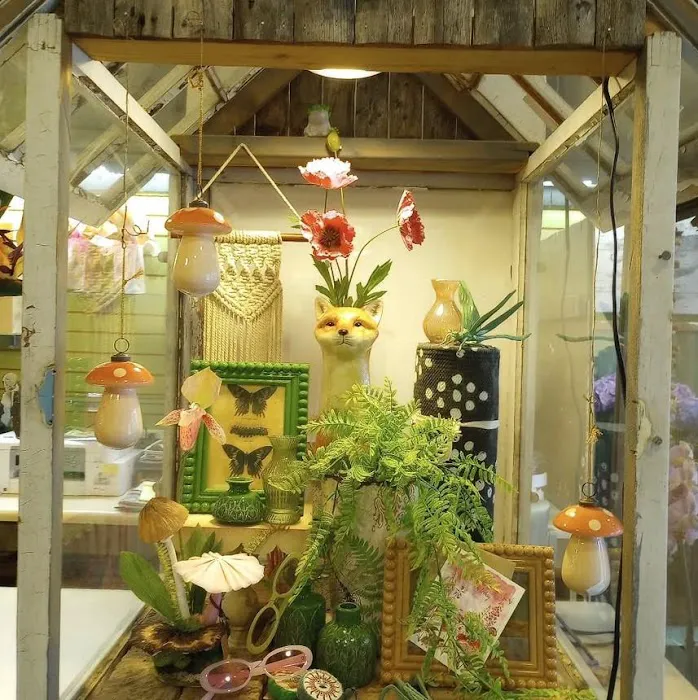 Taylor's Florist And Gifts 9