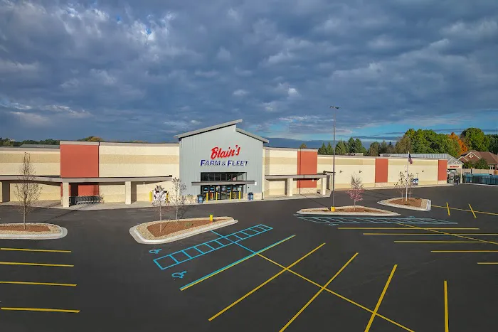 Blain's Farm & Fleet - Portage, Michigan 9