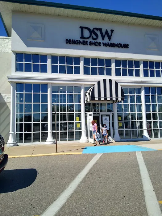 DSW Designer Shoe Warehouse 2