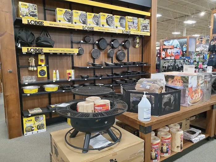 Sportsman's Warehouse 6