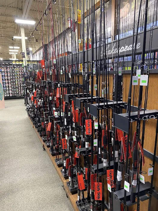 Sportsman's Warehouse 7