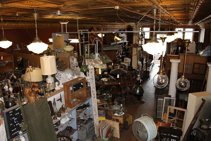 The Heritage Company Architectural Salvage & Supply 9