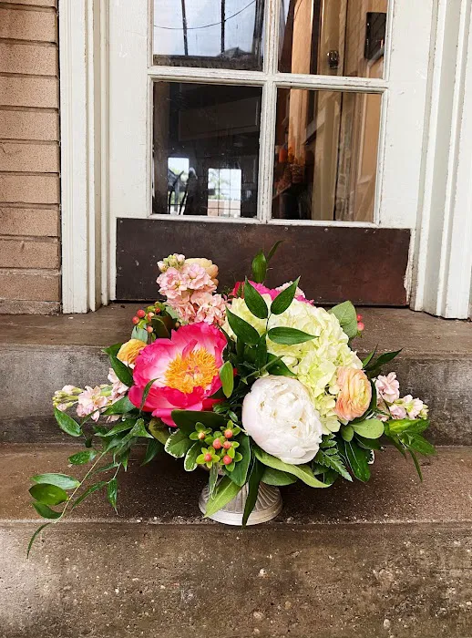 VanderSalm's Flower Shop & Garden Center 3
